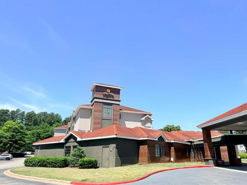 Homewood Hotel | La Quinta by Wyndham Birmingham Homewood