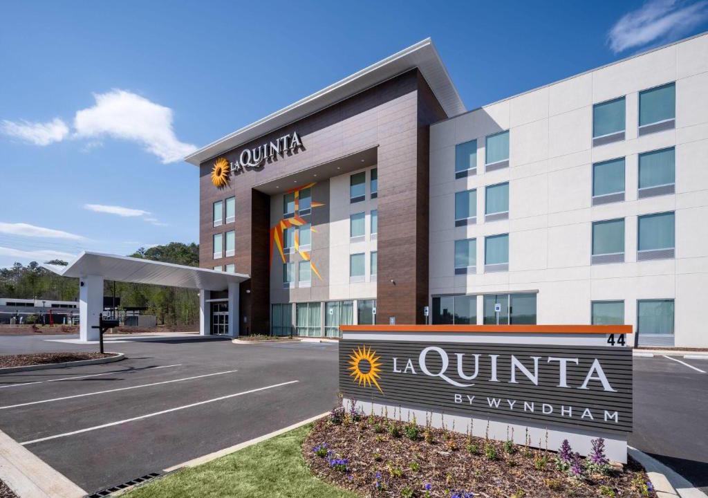 Chelsea Hotel | La Quinta by Wyndham Chelsea Birmingham