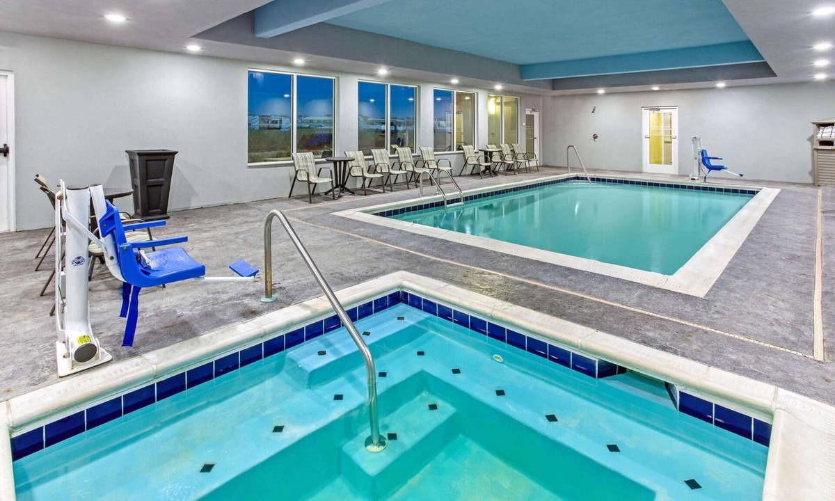 Paducah Hotel | La Quinta Inn & Suites by Wyndham Paducah