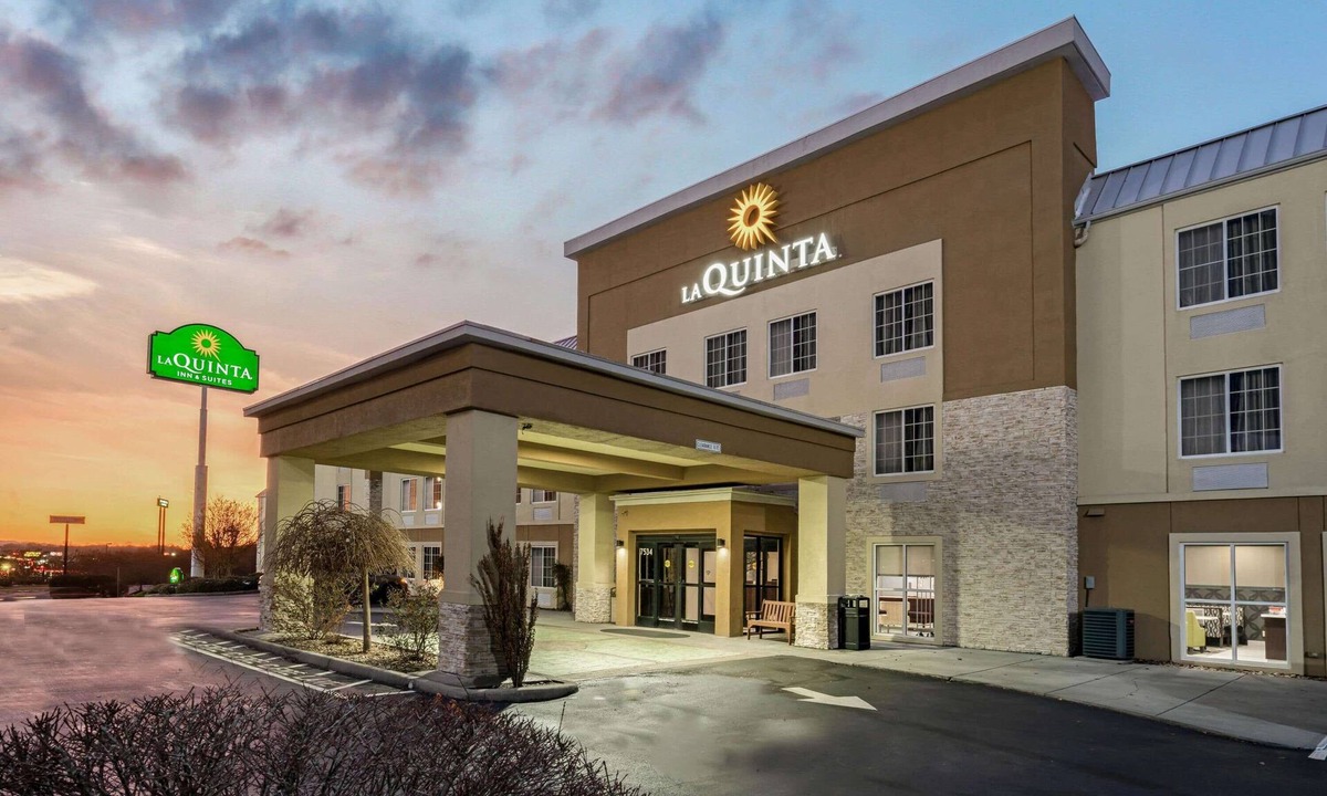 Powell Hotel | La Quinta Inn & Suites by Wyndham Knoxville North I-75