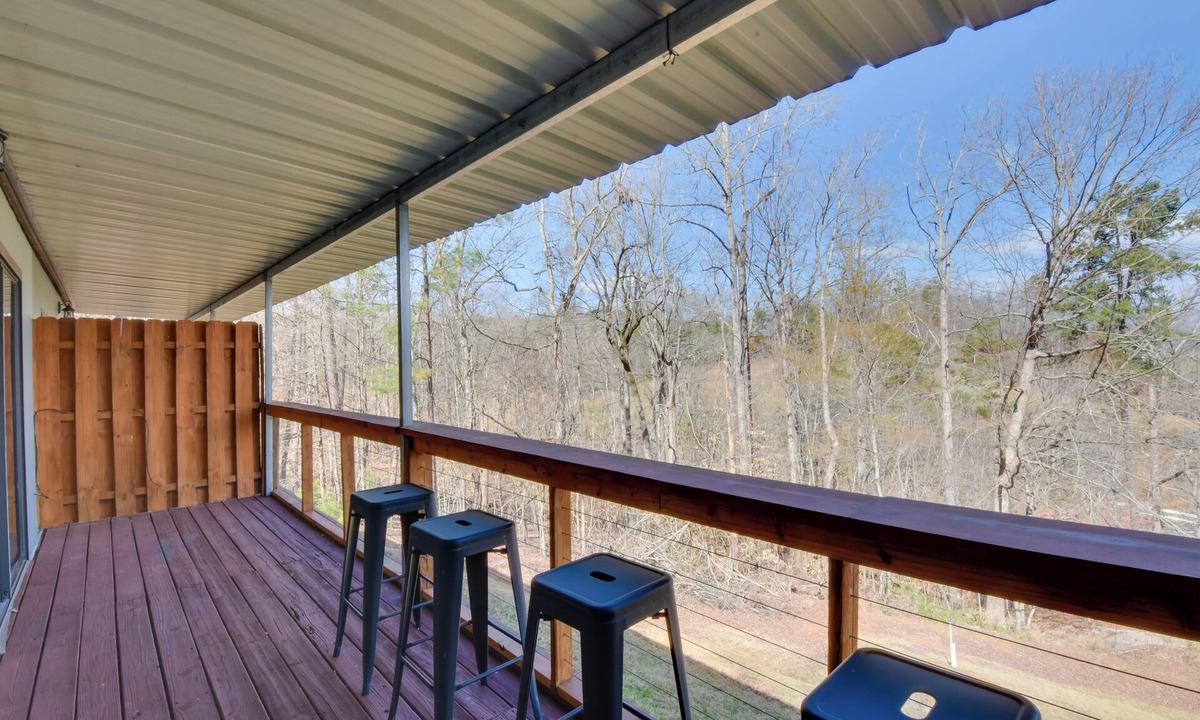 Seneca House | Lake Keowee Gem! Close to Clemson & Hiking Trails