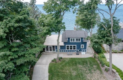 West Olive House | Lake Michigan Beach Cottage - beach access and stunning views.