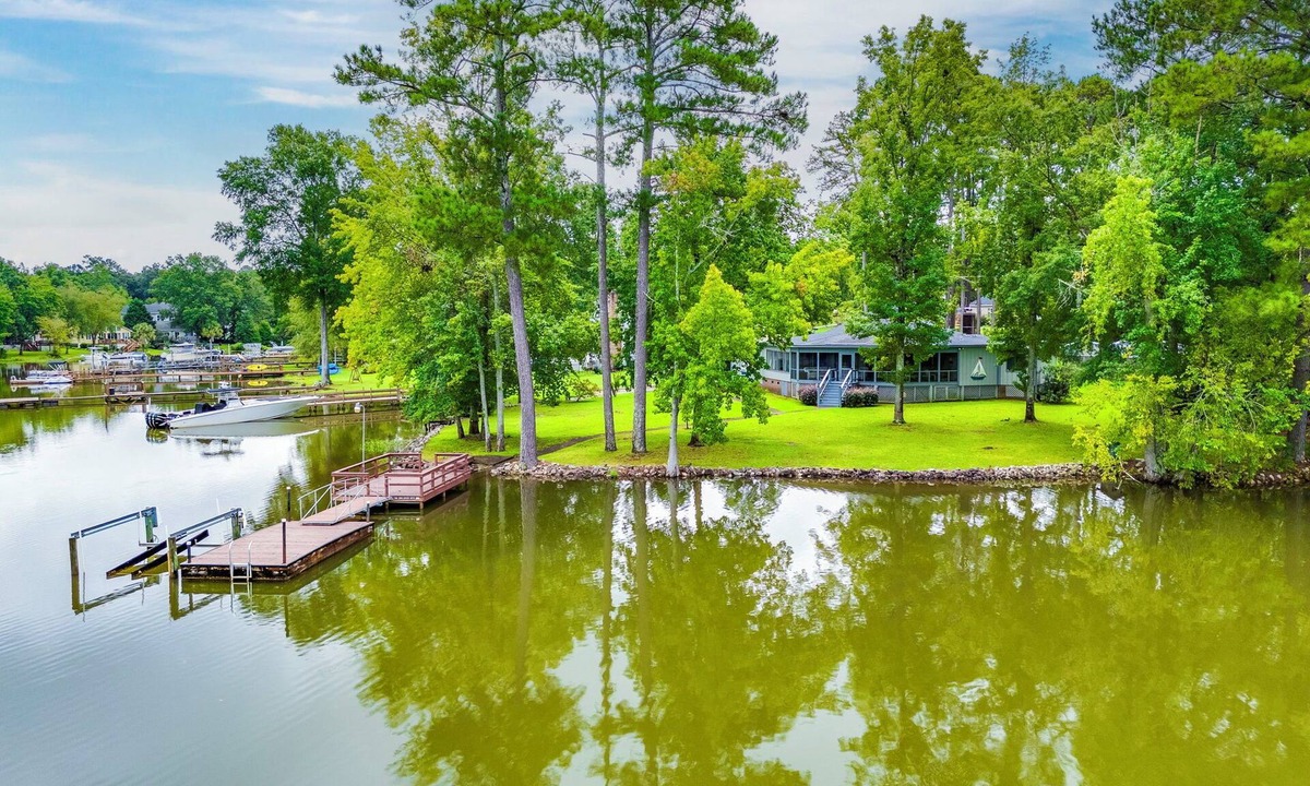 Chapin House | Lakefront 4-Bedroom with Panoramic Views, Private Dock & Boat Ramp Access
