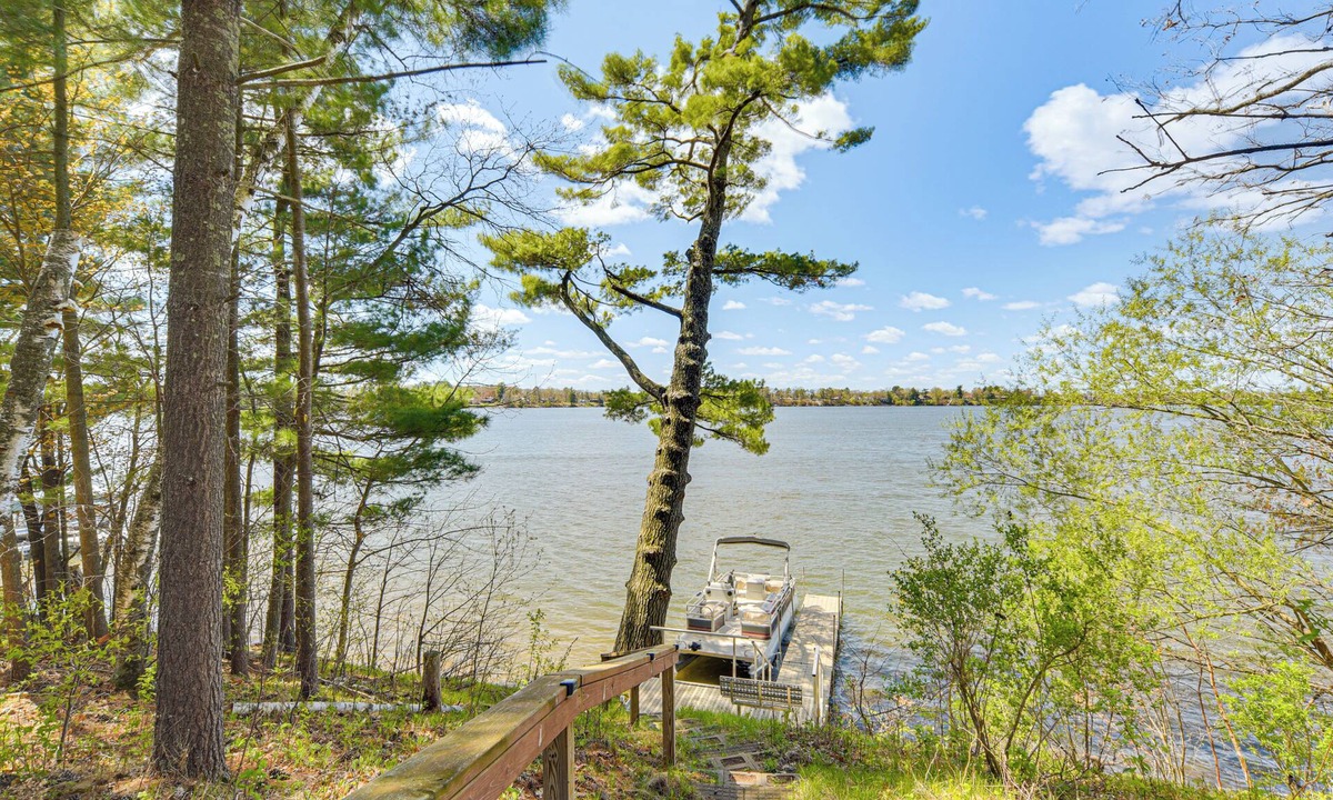 Chetek House | Lakefront Chetek Haven: Dock, Screened Gazebo