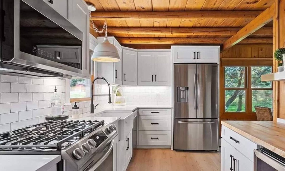 Bellaire Cottage | Lakefront Cottage on Clam Lake —access to Torch lake!