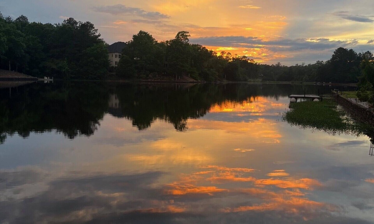 Hot Springs Village House | LAKEFRONT OASIS! TRANQUIL RETREAT AWAITS YOU IN HOT SPRINGS VILLAGE!