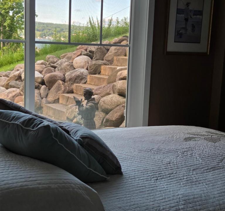 Onekama Apartment | LakeView Hideaway