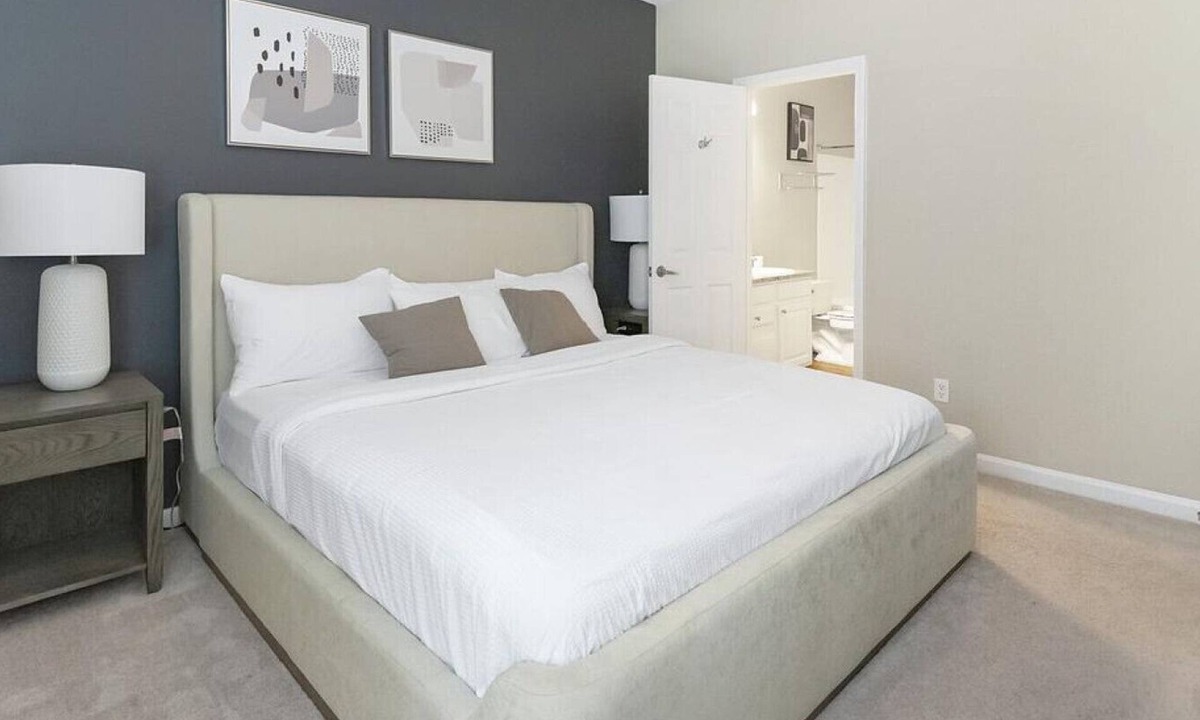 Germantown Apartment | Landing at The Bridges At Germantown - 3 Bedrooms in Downtown Germantown