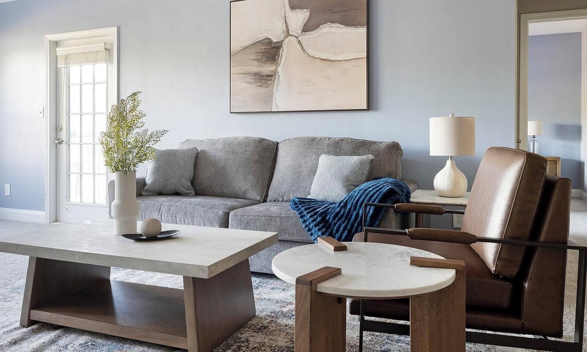 McDonough Apartment | Landing | Beautiful 2BD, Tennis Court, Yoga Studio