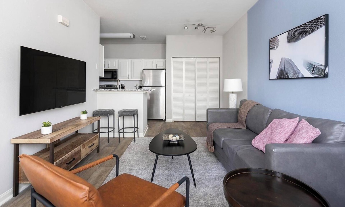 Murfreesboro Apartment | Landing | Beautiful 1BD, Gym, Clubhouse