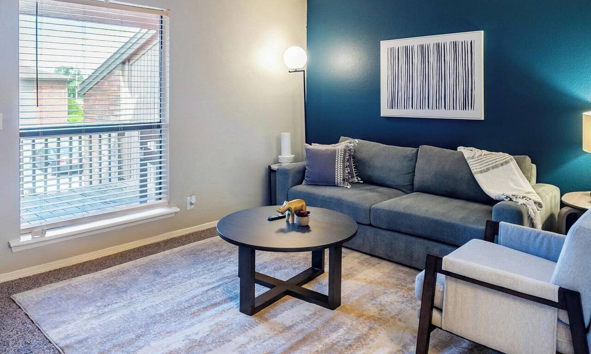 South Tulsa Apartment | Landing | Incredible 1BD, Gym, Clubhouse