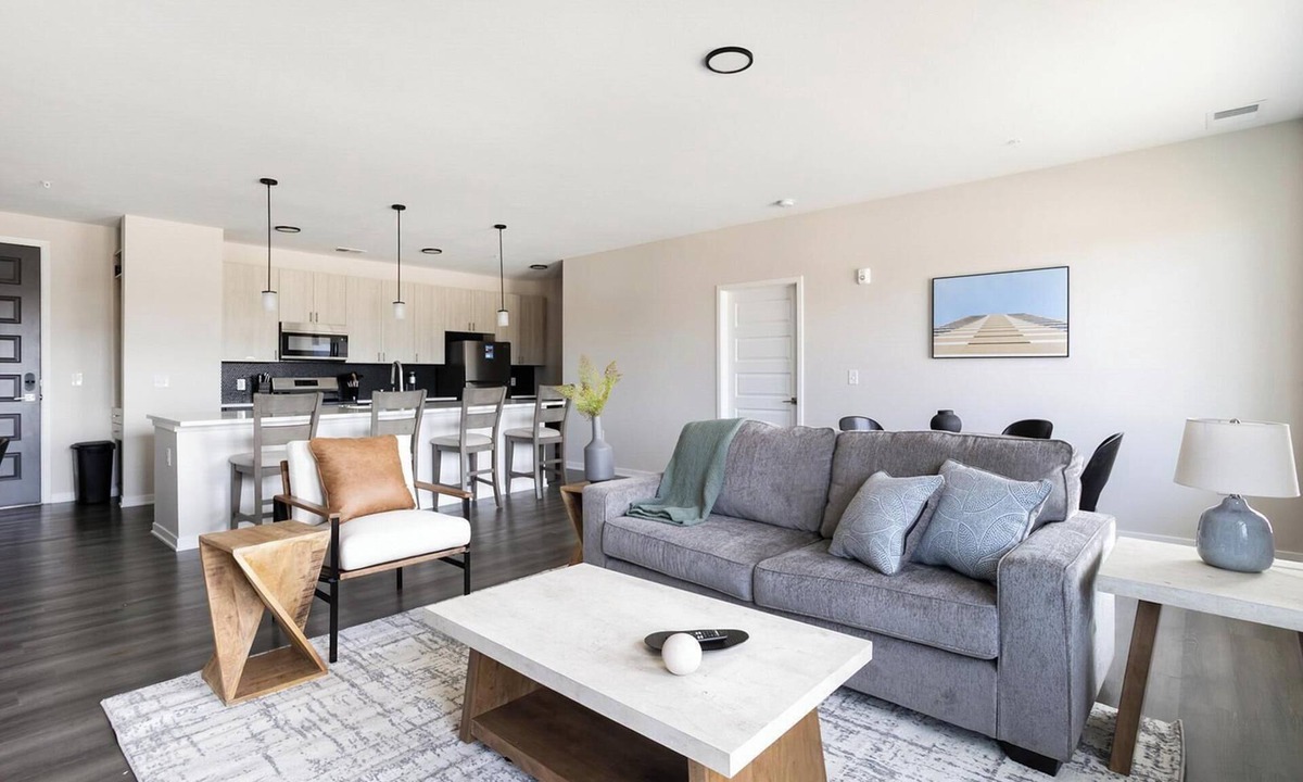 Near Northside Apartment | Landing | Incredible 2BD, Gym, Pool