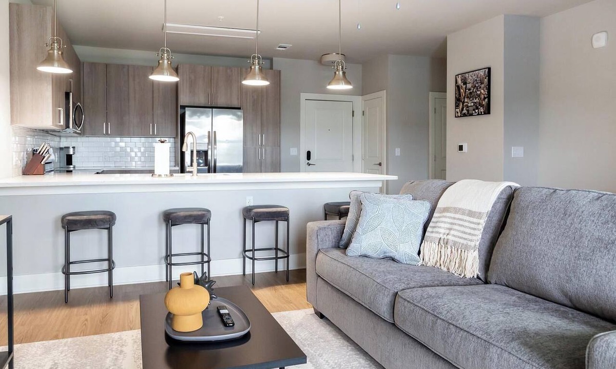 Fort Myers Apartment | Landing | Modern 1BD, Pool, Clubhouse