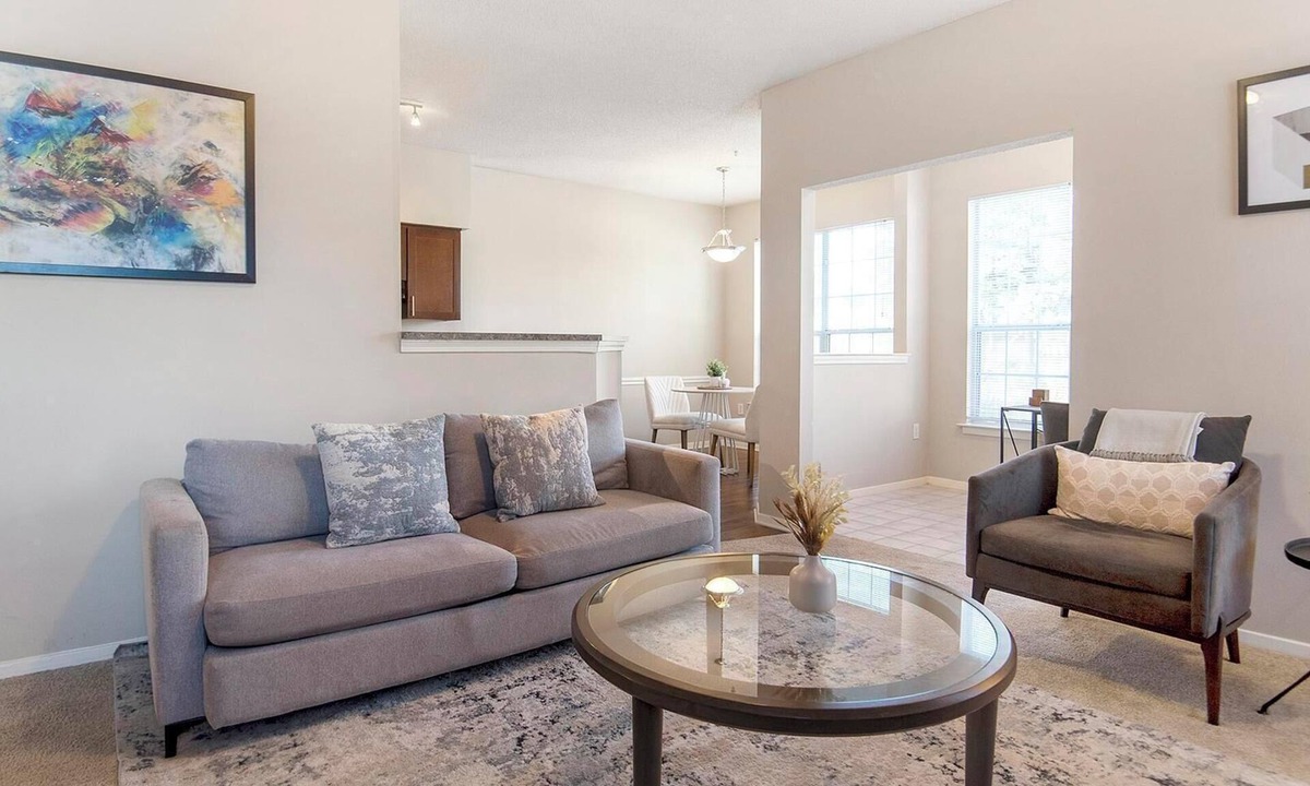 Germantown Apartment | Landing | Modern 1BD, Pool, Gym