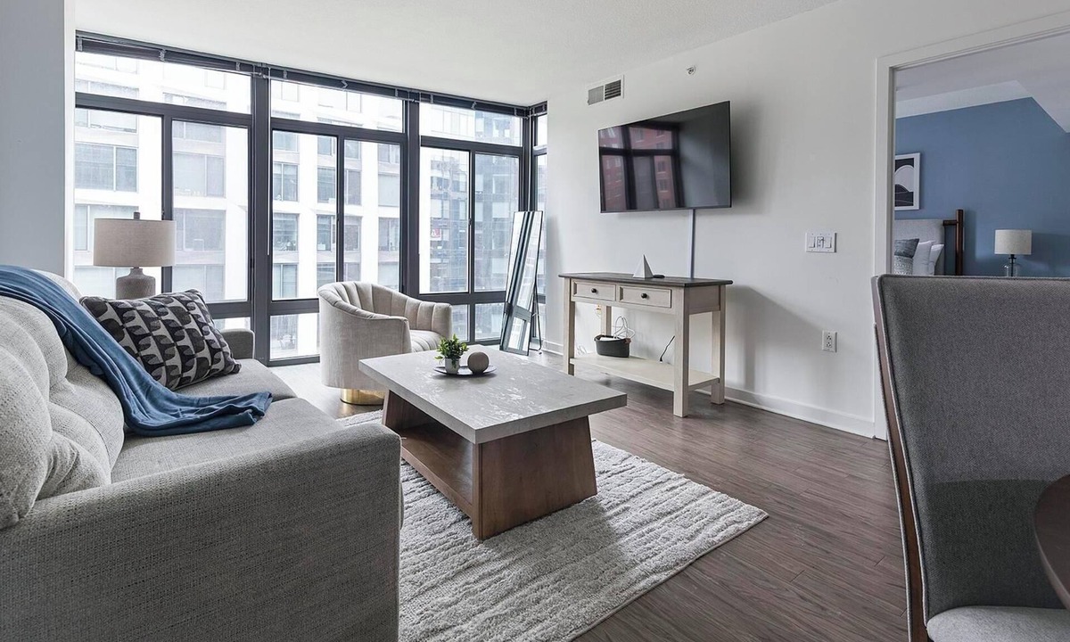 Navy Yard Apartment | Landing | Modern 2BD, Courtyard