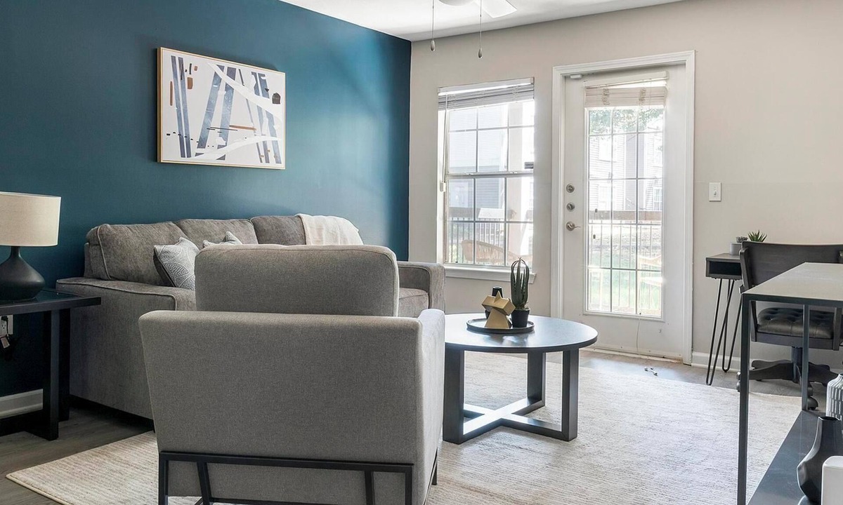 Stockbridge Apartment | Landing | Stunning 2BD, Clubhouse, Gym