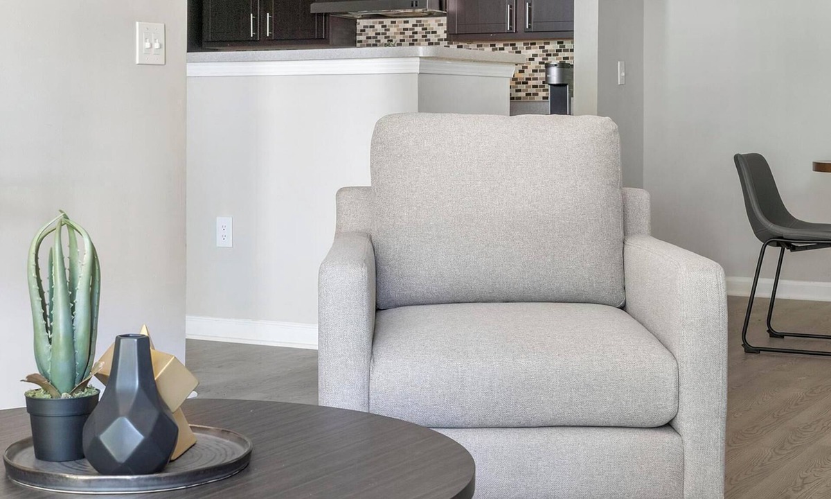 Stockbridge Apartment | Landing | Stunning 3BD, Gym, Clubhouse