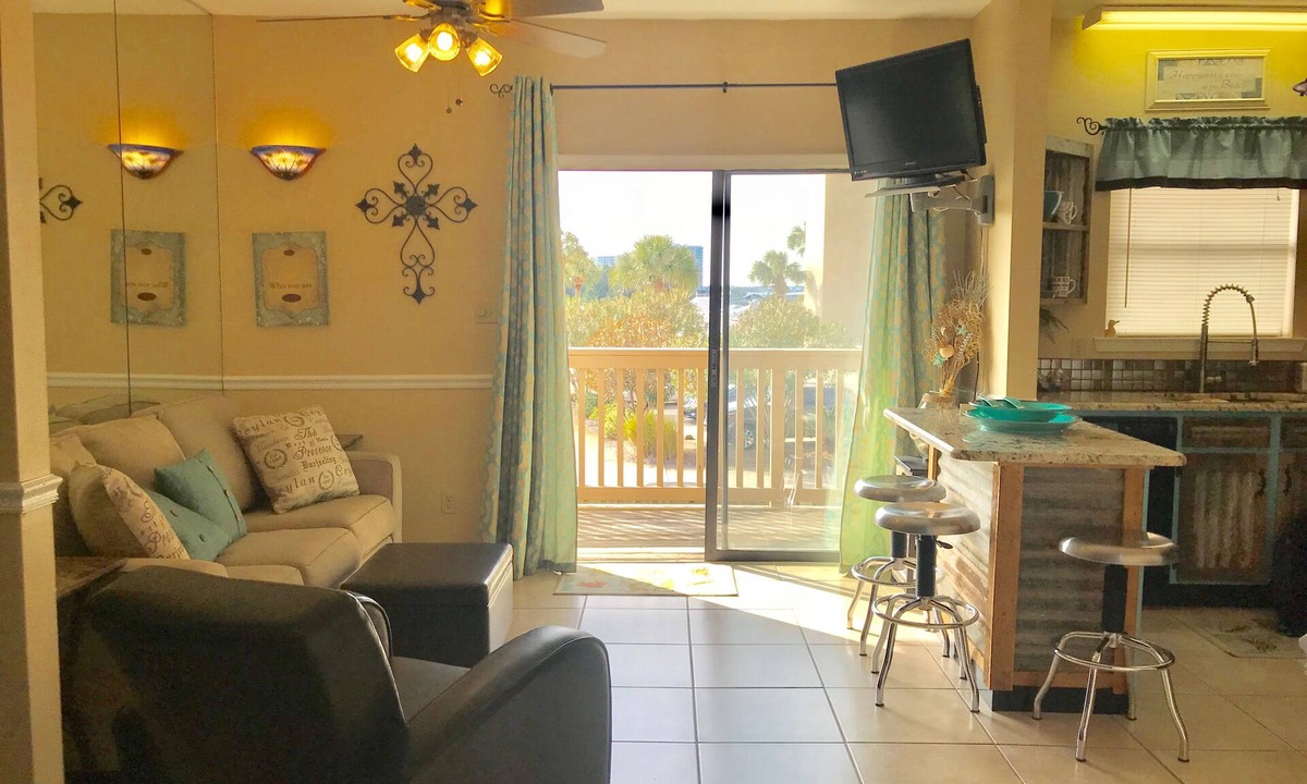 Orange Beach East Apartment | Lei Lani Life, Live it with Beach Access, Pools, Fishing And More.