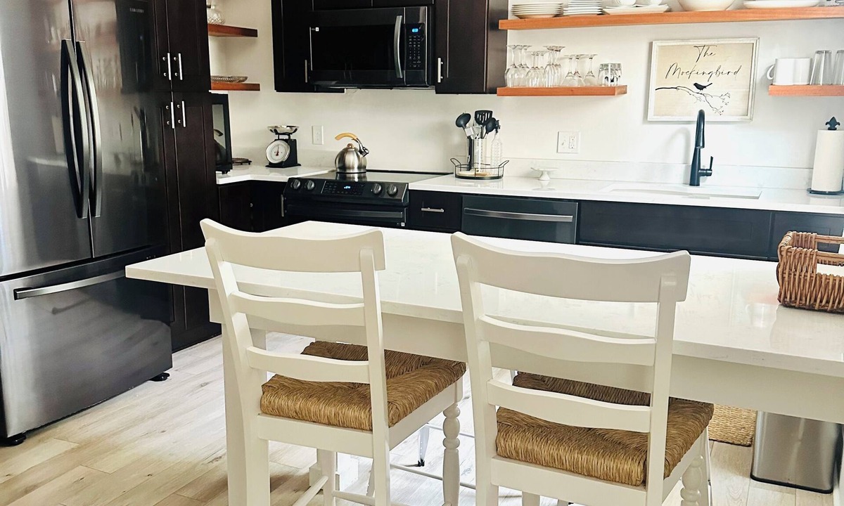 Biloxi Hotel | Lemongrass Loft at The Mockingbird Inn Boutique Hotel