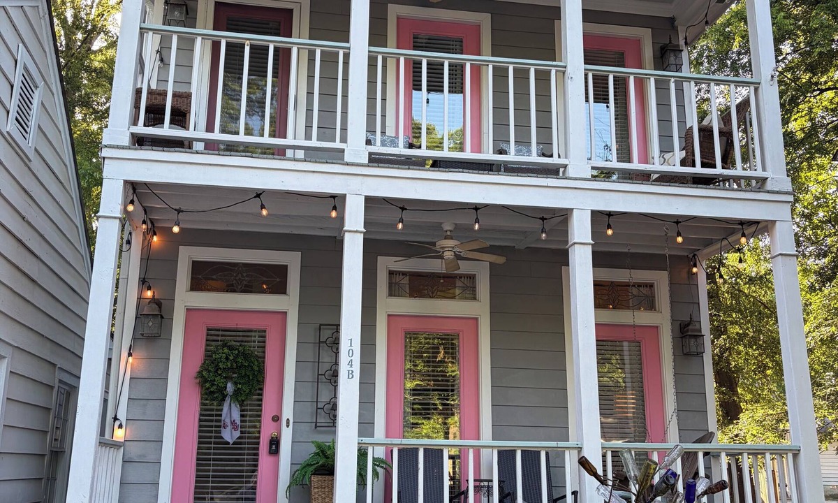 Starkville House | Live closer than most people park!
