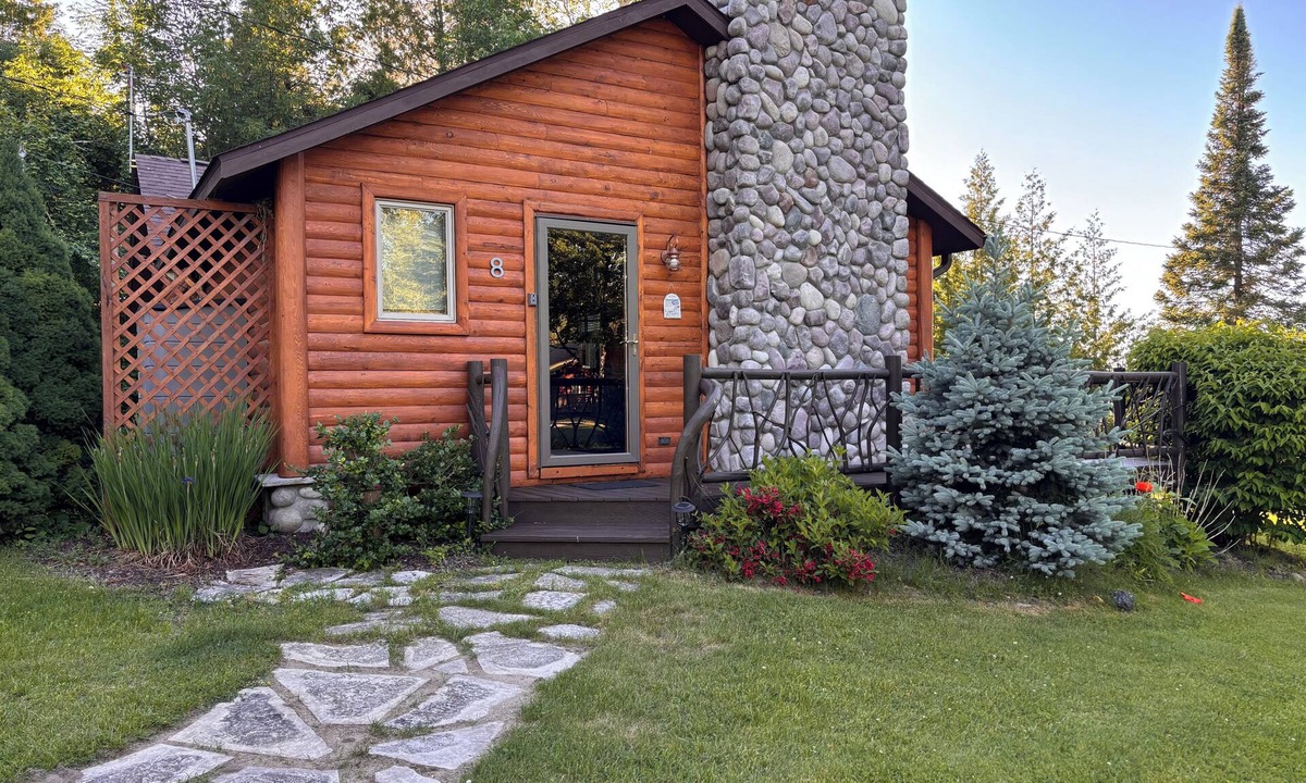 Indian River Cabin | Log Cabin on a Canal of the Indian River between Burt and Mullet Lake