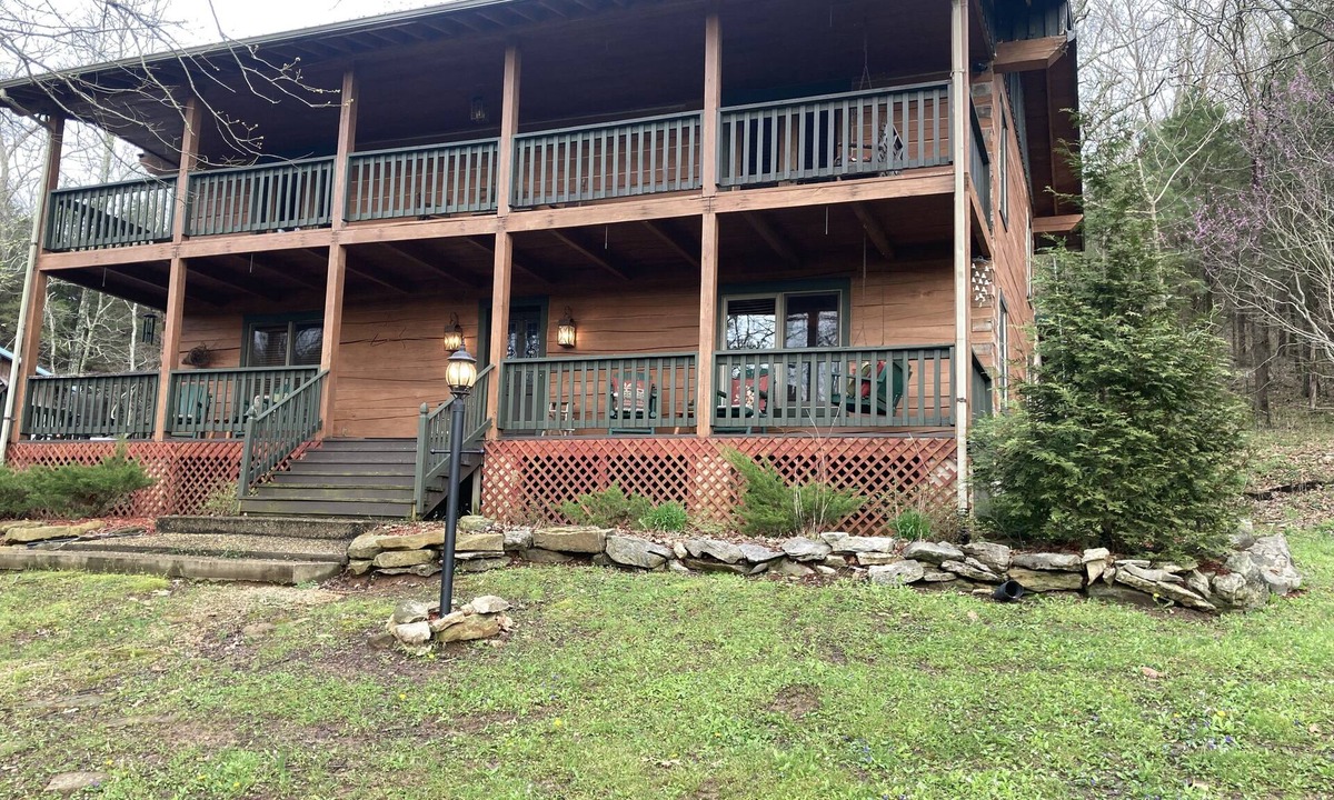 Park City Cabin | log home Only 10 min from Mammoth Cave Nat Park