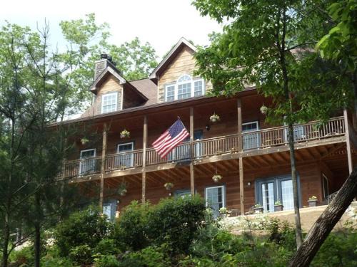 Dahlonega Cabin | Long Mountain Lodge