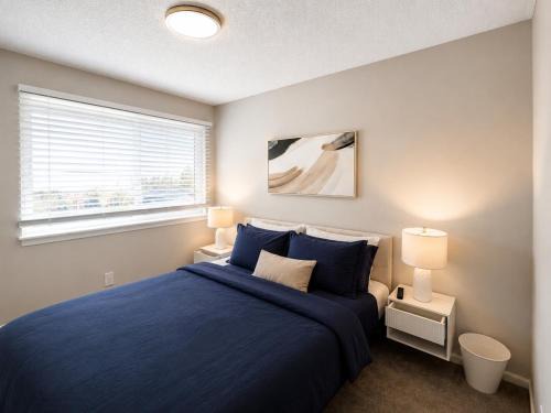 Shannon House | Luna Loft Hoover Modern 2 Bedroom Stay