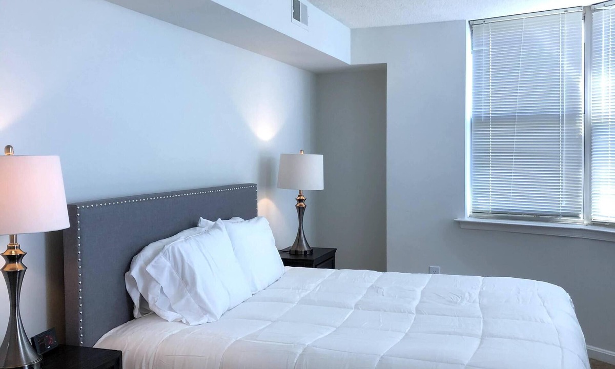 Ballston Apartment | Luxurious Fully Furnished Move-In-Ready Apartment in Ballston