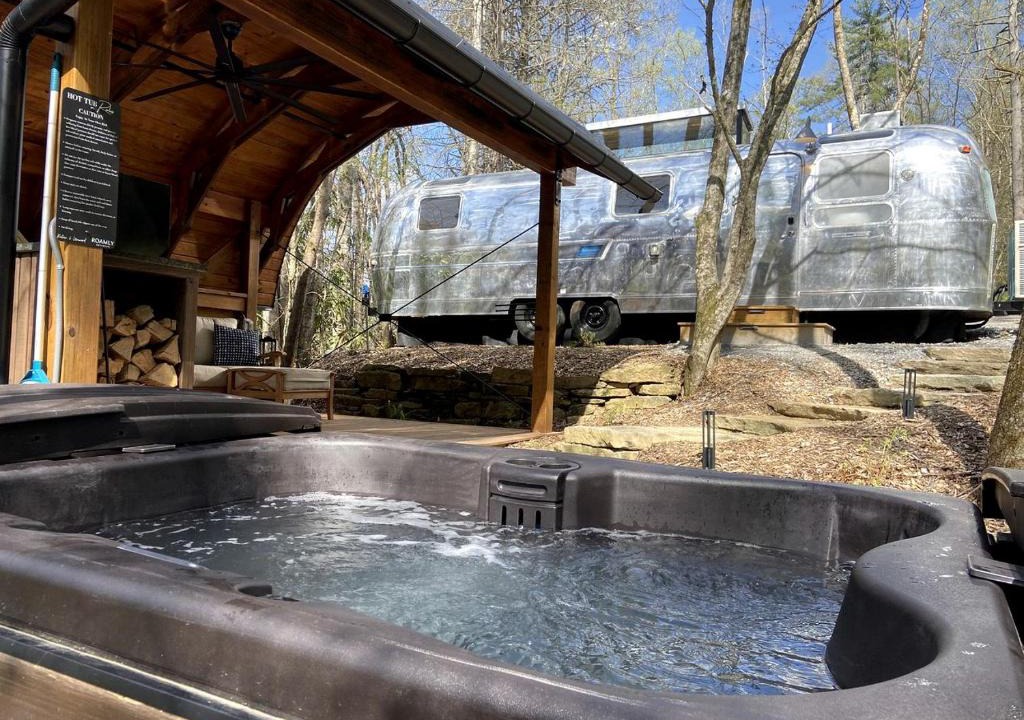 Pisgah Forest House | Luxury Airstream Rental for Intimate Getaways to Pisgah Forest, North Carolina