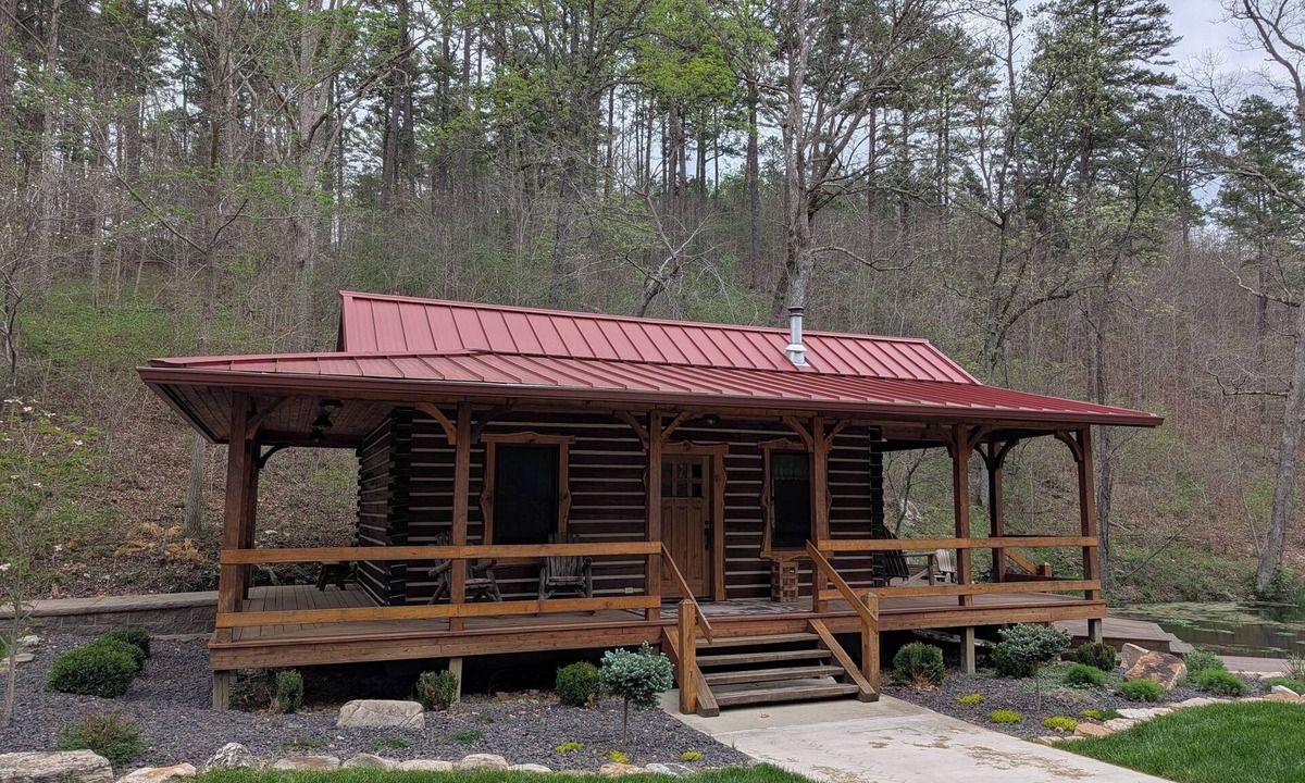 Wasola Cabin | Luxury Craftsman 1-bedroom cabin in SERENE beauty with AC, high end kitchen/bath