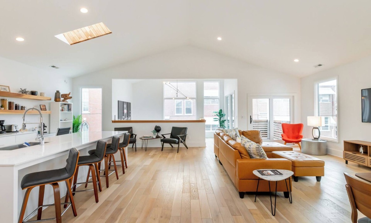Butchertown Apartment | Luxury private apartment in downtown Louisville with parking.