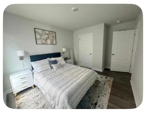 McDonough House | Luxury Room In McDonough