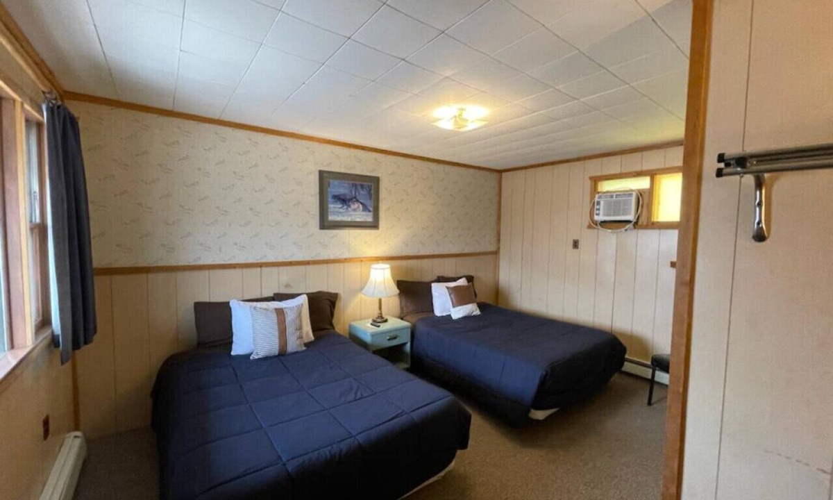 Onaway Cabin | Lyons in Onaway - 2 Full Beds - Room 11- Sleeps 4