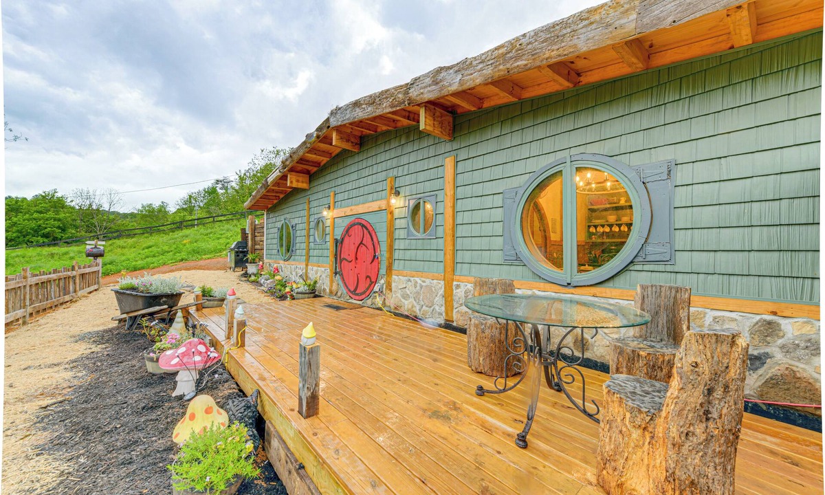Cosby Cottage | Magical 2BR Hobbit Themed House near Gatlinburg