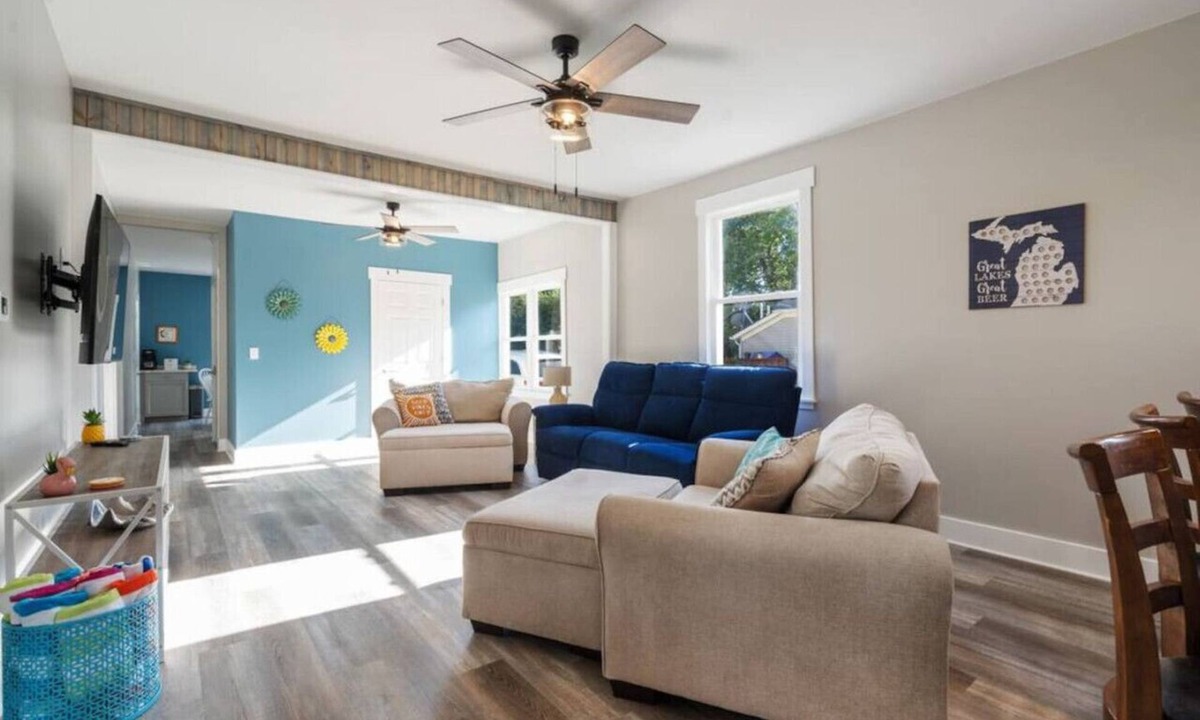 Port Sanilac House | Main Street Retreat! Hot Tub, Golf Cart, Ev Charge