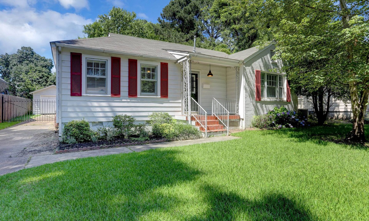 University District House | *Memphis themed house minutes away from Beale, Zoo, Museums!