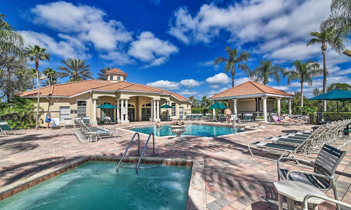 West Kissimmee Cottage | Minutes to Disney: Pool, Games & Themed Rooms