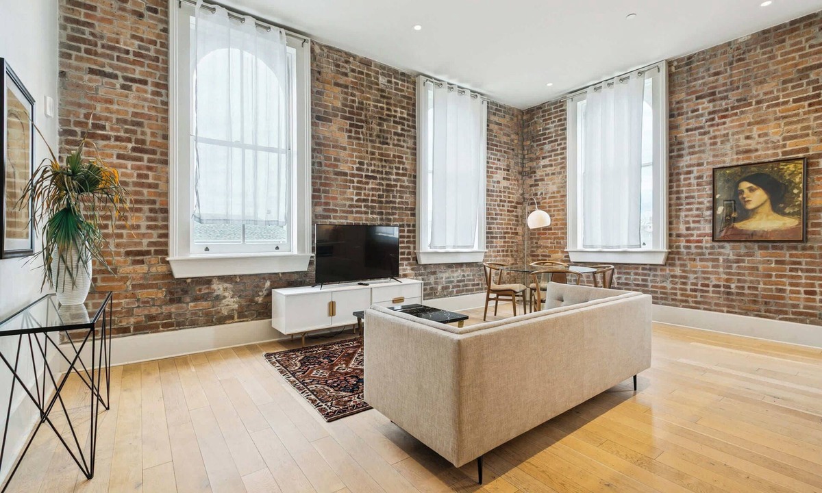 Tulane - Gravier Apartment | Modern 1BR in Historic Schoolhouse | Gated Parking | Near Superdome