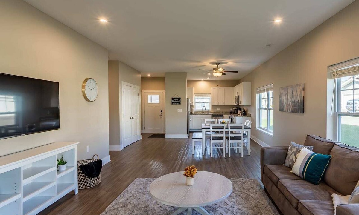 Grandville Condo | Modern 2BR + 2BA New Build Condo w/Garage & Patio
