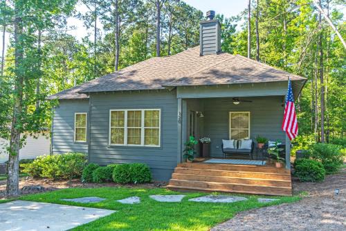 Tallassee House | Modern 3BR 2BA Lake Martin Access Near Auburn
