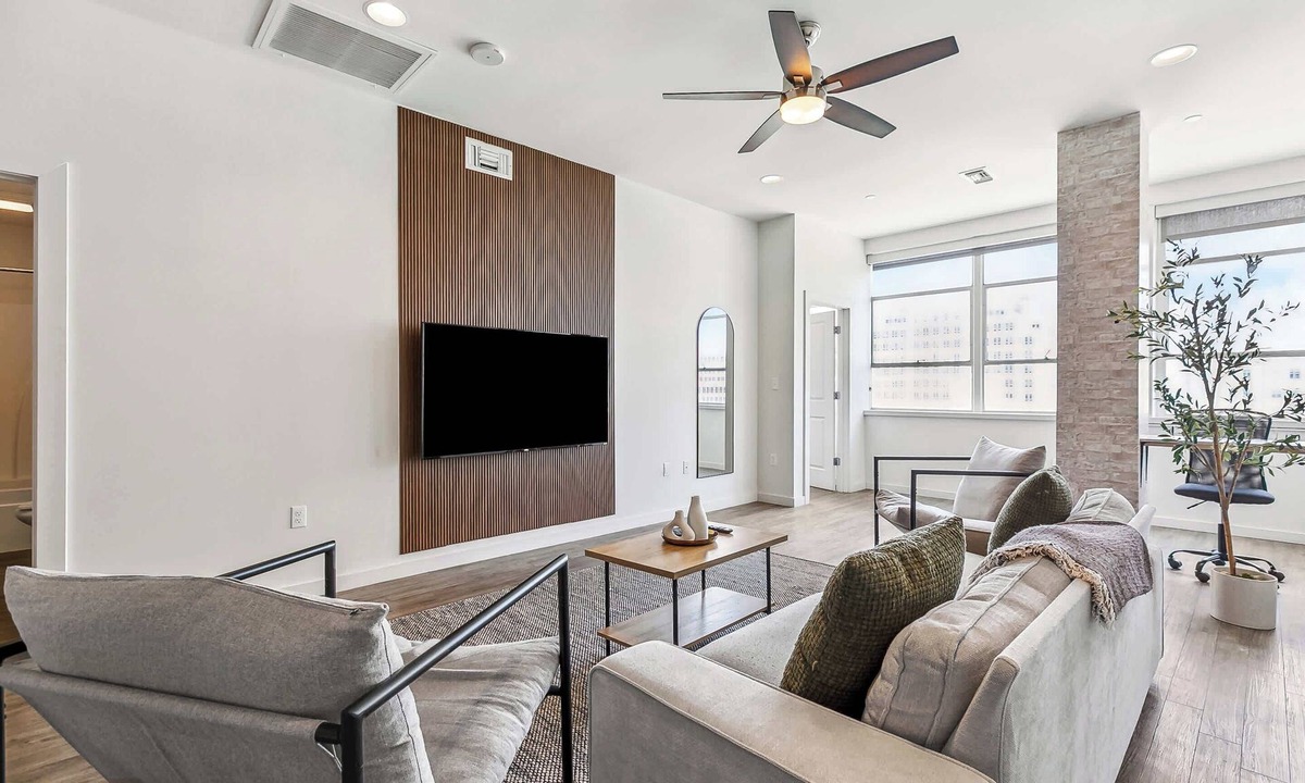 Baton Rouge Apartment | Modern Downtown High-Rise Apartment