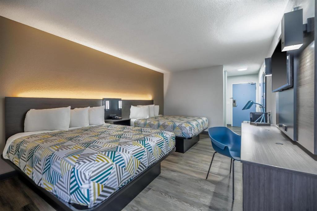 Franklin Hotel | Motel 6 - Franklin, OH