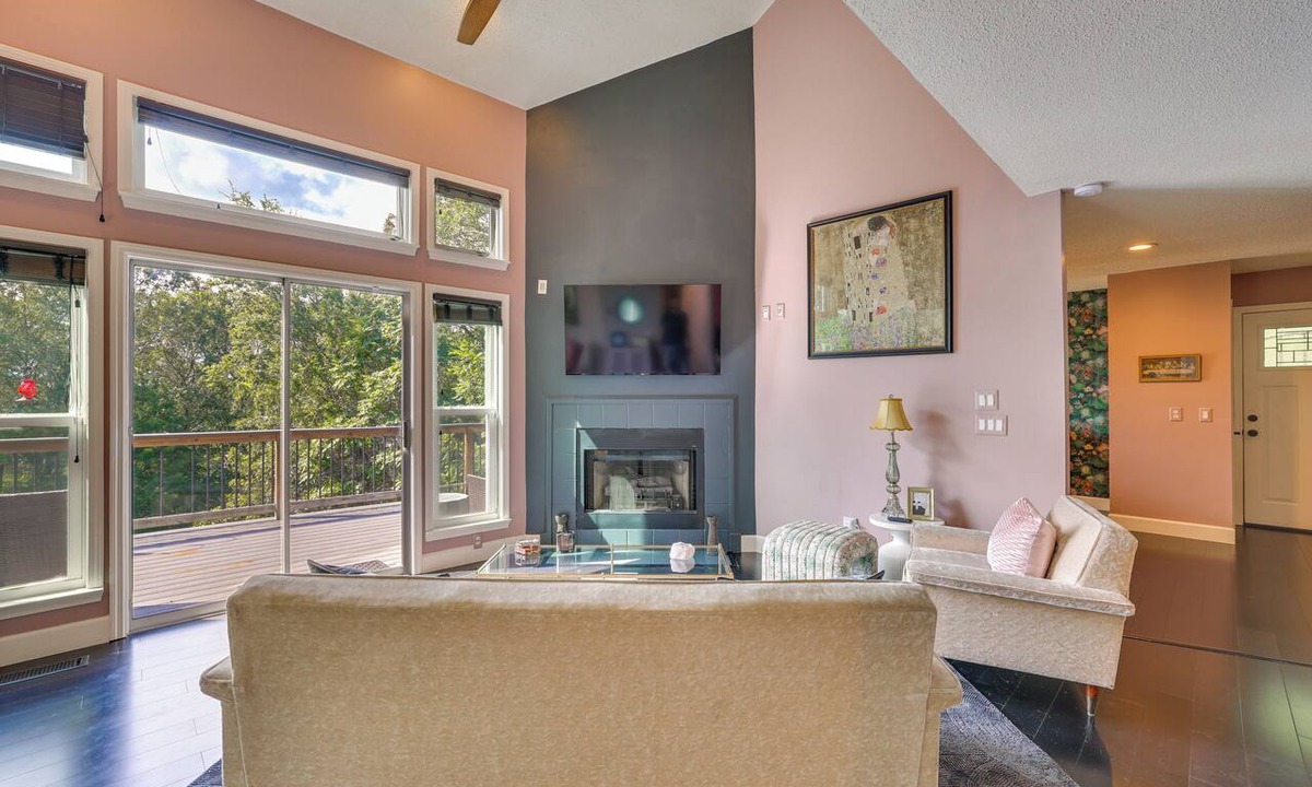 Missionary Ridge House | Mountain View Ridge Retreat - King + Queen + Loft - 2.5 Baths
