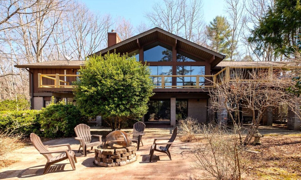 Pisgah Forest House | Mountain view with nearby waterfall and hiking - 10 min to Brevard