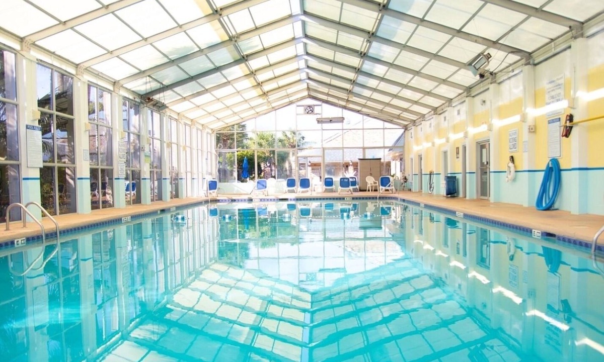 Surfside Beach Resort | Myrtle Beach | Friends Golf Retreat | Pool + Golf | 2BR