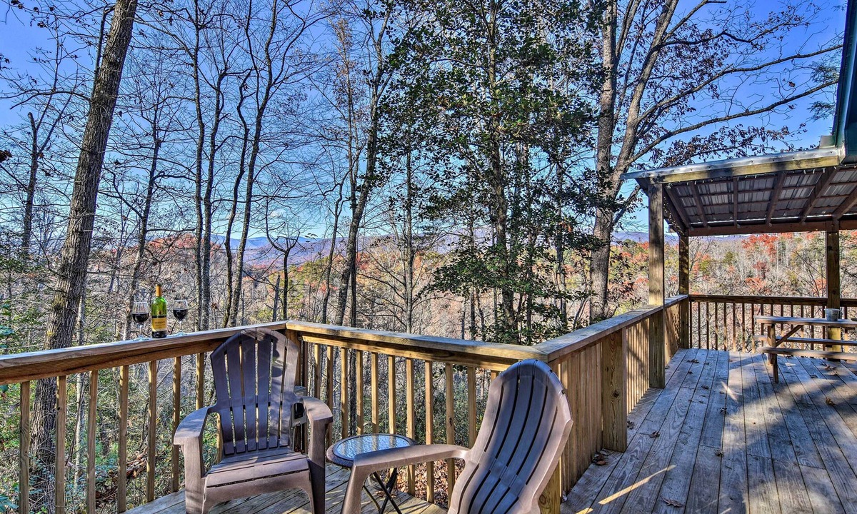 Whittier Cottage | 'nature's Retreat' w/Hot Tub: 7 Mi to Bryson City