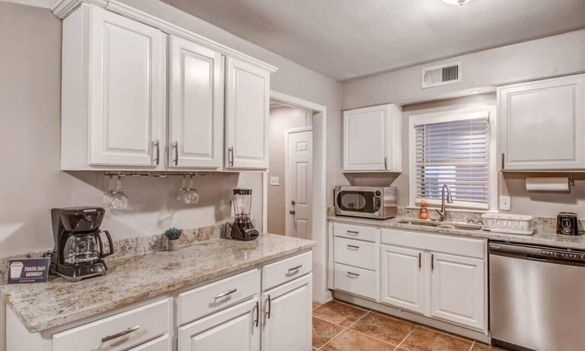 Memphis House | Near Parks, Zoo, & Downtown! Colonial Acres Abode