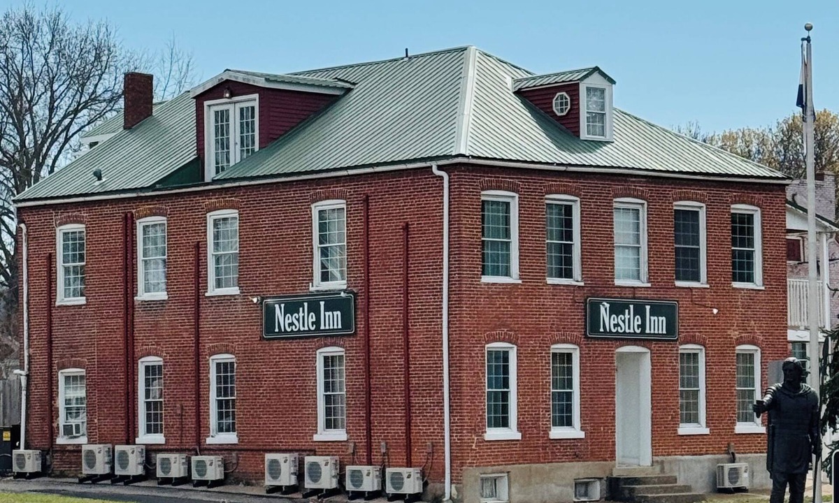 Hermann Hotel | Nestle Inn is a charming, historic hotel located in the heart of Hermann, MO