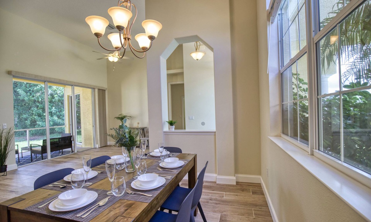 Englewood East House | NEW! Family Friendly, Newly Renovated, Extra Clean, 10 min from beach